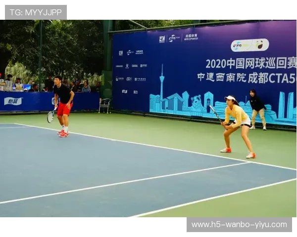 网球赛场精彩瞬间回顾顶尖选手激烈对决引关注